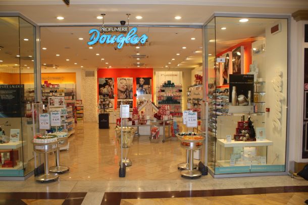 douglas profumeria
