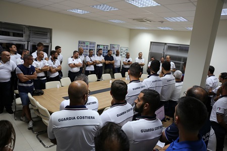 Guardia Costiera e Guardia  di Finanza hanno assistito 141 naufraghi