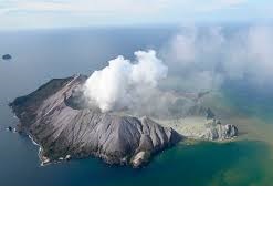 vulcano white island