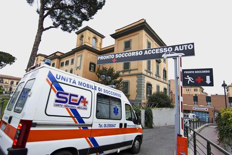 SOCCORSI ROMA A RISCHIO, AMBULANZE FERME IN OSPEDALI