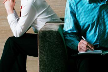 Bonus psicologo 2024 fino a 1.500 euro, domande al via da lunedì 18 marzo: come richiederlo