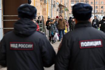 Elezioni Russia, affluenza record: arresti per protesta ‘Mezzogiorno contro Putin’