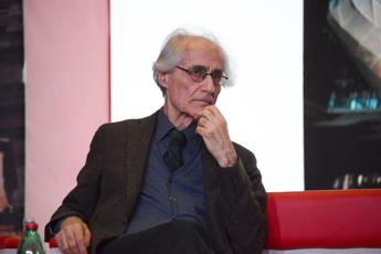 Luciano Canfora querelato da Meloni, udienza il 16 aprile: solidarietà associazioni