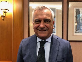 Pignata (Pascale): “Reti oncologiche fondamentali per diagnosi e cura cancro ovarico”