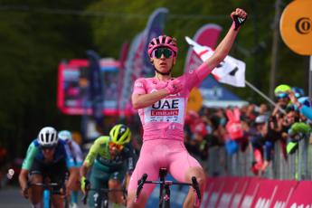 Giro d’Italia, Pogacar vince per distacco la 20esima tappa a Bassano