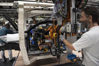 Lavoro, a maggio -17mila occupati: calo dopo 3 mesi crescita